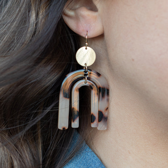 Twin Arch Earrings - Light Tortoise