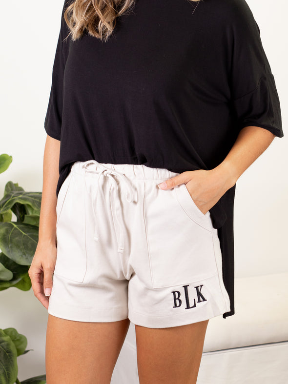 Free To Be Me Shorts - Bone