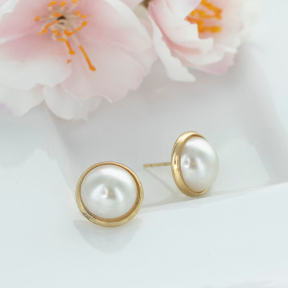 Large Goldtone Edge Pearl Studs