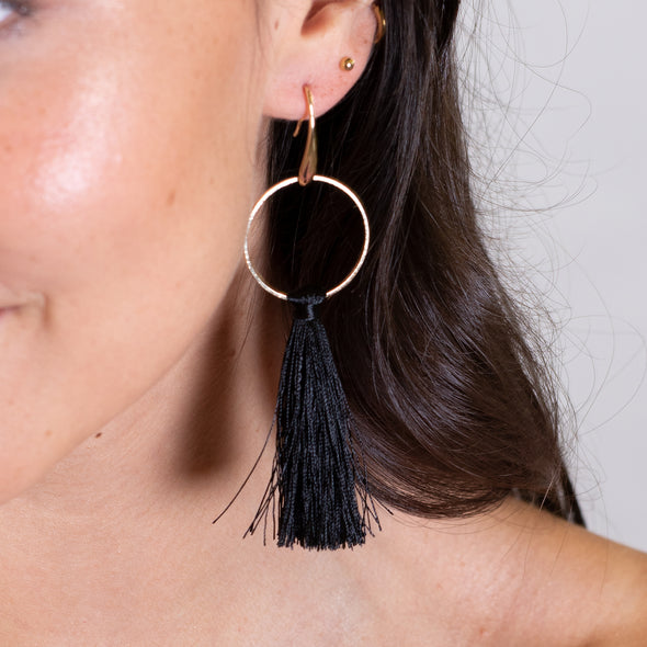 Flirt with Me Earrings - Black