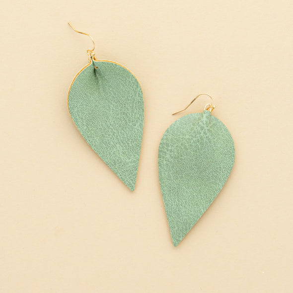 Leave It to Me Earrings - Mint