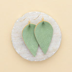 Leave It to Me Earrings - Mint