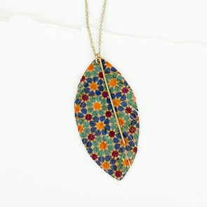 Flights of Fancy Print Necklace