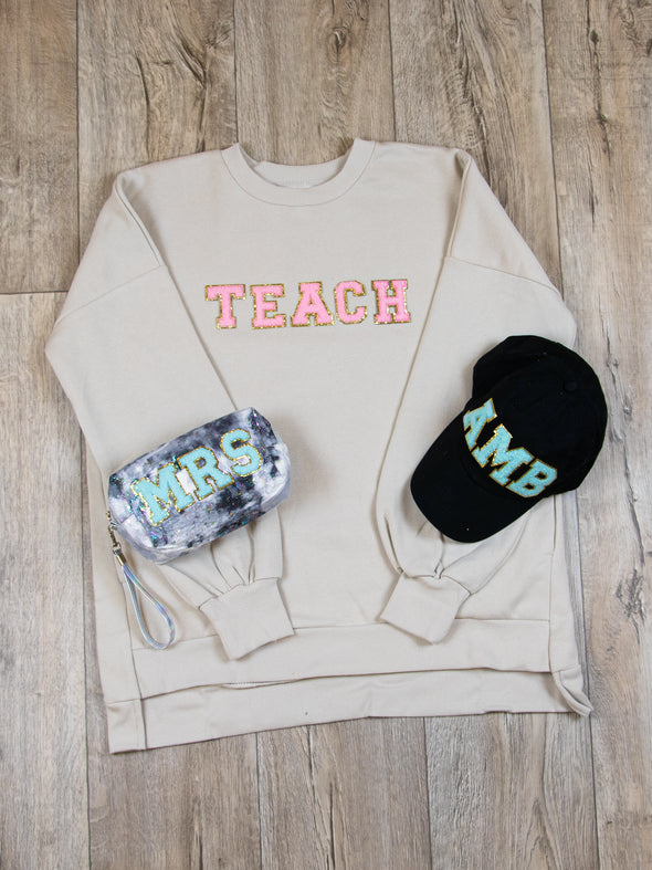 Varsity Letter Sweatshirt - Beige